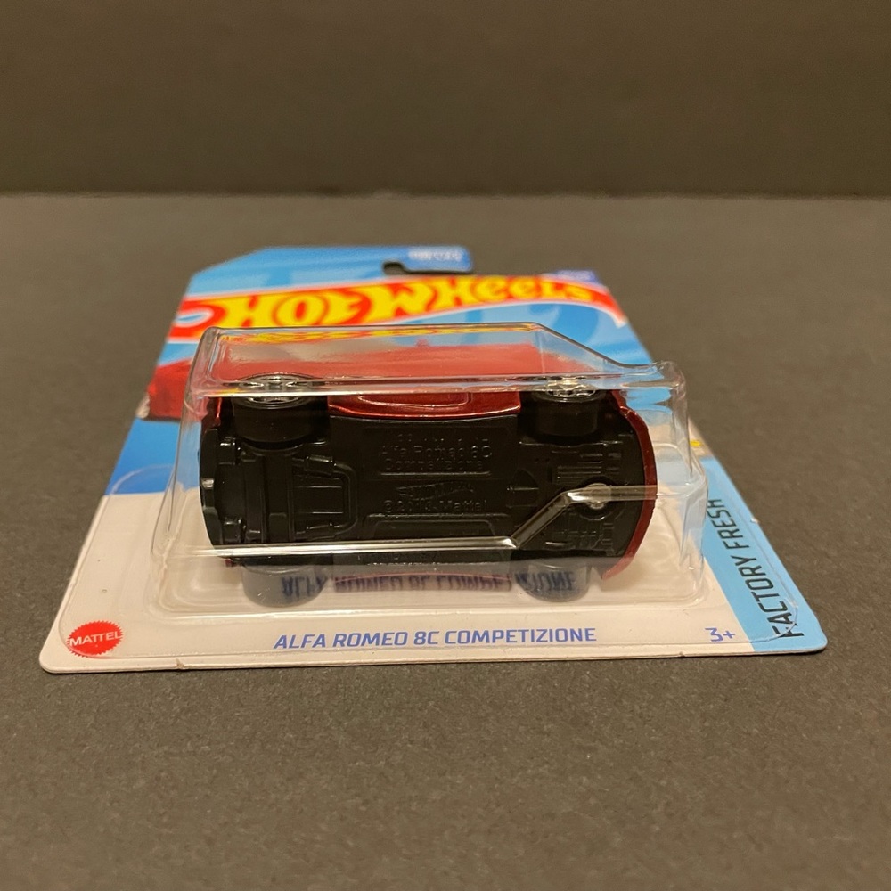HotWheels Alfa Romeo - Picture 4 of 7